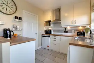 37 Hawthorn CrescentImage 6