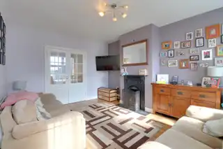 37 Hawthorn CrescentImage 3