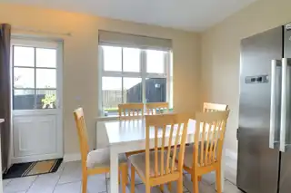 37 Hawthorn CrescentImage 7