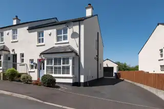 Image 1 for 6 Weavers Way
