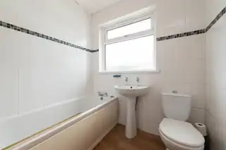 19 Craigs RoadImage 5