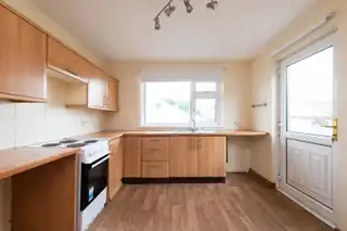 19 Craigs RoadImage 4