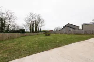 3 Mullaghdrin Road EastImage 2