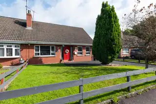 Image 1 for 5 Castle Meadows