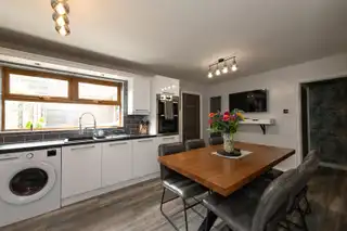 68 Primrose GardensImage 9
