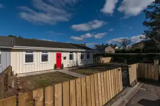 Image 1 for 12 Huntly Bungalows