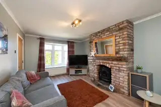 25 Lynn AvenueImage 4