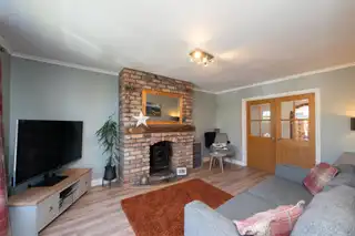 25 Lynn AvenueImage 3