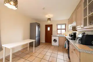 24 Castle WoodImage 3