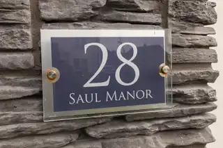 28 Saul ManorImage 28