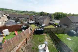 2 Struell CloseImage 14