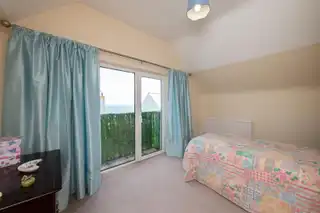 2 Green RoadImage 16