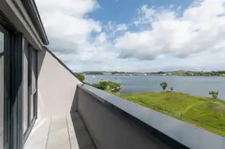 Coastguard ApartmentsImage 28