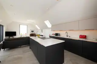 Coastguard ApartmentsImage 20