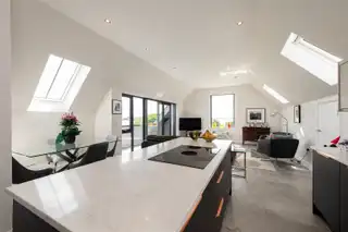 Coastguard ApartmentsImage 19