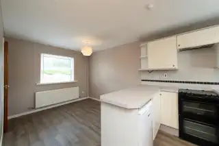 55 Pond Park RoadImage 4