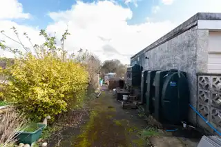 35 Antrim RoadImage 17