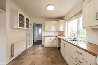 3 JordanstownImage 4