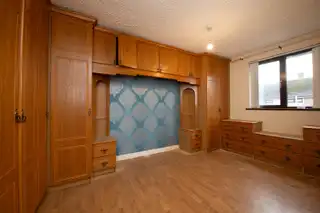 83 Hillfoot CrescentImage 7