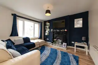 2 Struell CloseImage 3