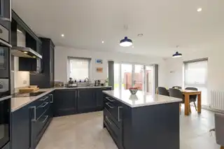 2 Baronsgrange StreetImage 2