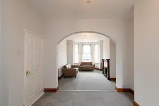 186 Ravenhill AvenueImage 3
