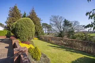 3 Tudor GroveImage 29