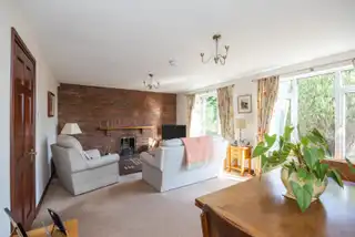 3 Tudor GroveImage 7