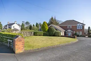 3 Tudor GroveImage 27