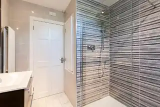 23 Collinward DriveImage 23