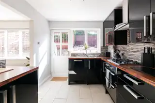 23 Collinward DriveImage 14