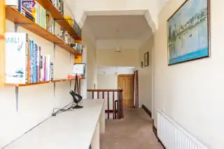 12 Glastonbury AvenueImage 21