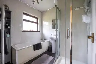 5 Sunninghill GardensImage 16