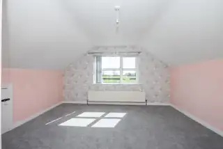32B Crumlin RoadImage 30