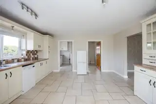 32B Crumlin RoadImage 14