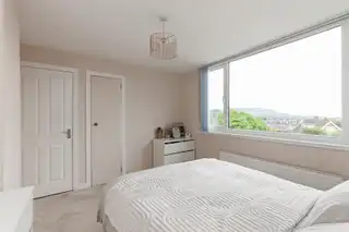 32 Fairview DriveImage 17