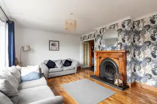 32 Fairview DriveImage 4