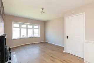 25 Hollybrook GroveImage 5