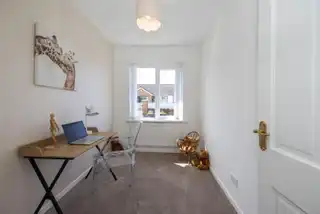 12 Woodford Park EastImage 14
