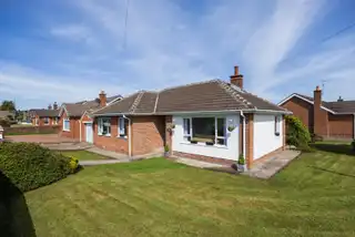 12 Woodford Park EastImage 2