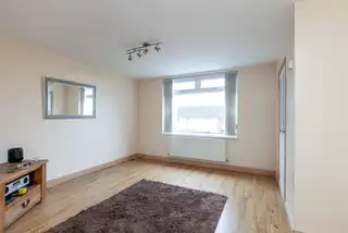 7 Ballyduff GardensImage 4