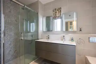 692 Shore RoadImage 30