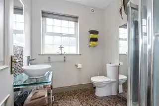 32 Grove RoadImage 46