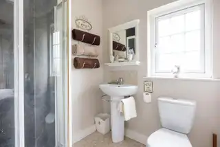 32 Grove RoadImage 36