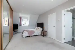 35 Hollybrook AvenueImage 16