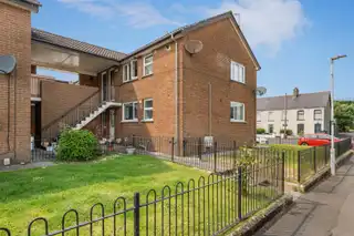 Image 1 for 14E Ballyalton Park