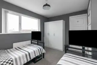 3 Glanroy CrescentImage 17