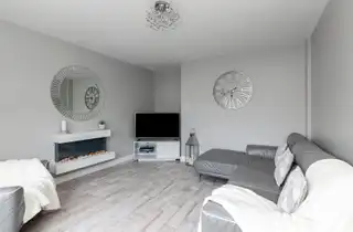 3 Glanroy CrescentImage 5