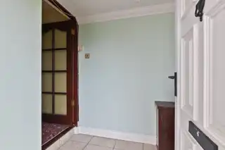 3 Thorndale CloseImage 4
