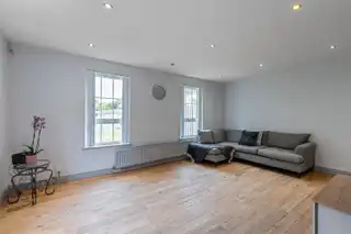 6 Glenview AvenueImage 5